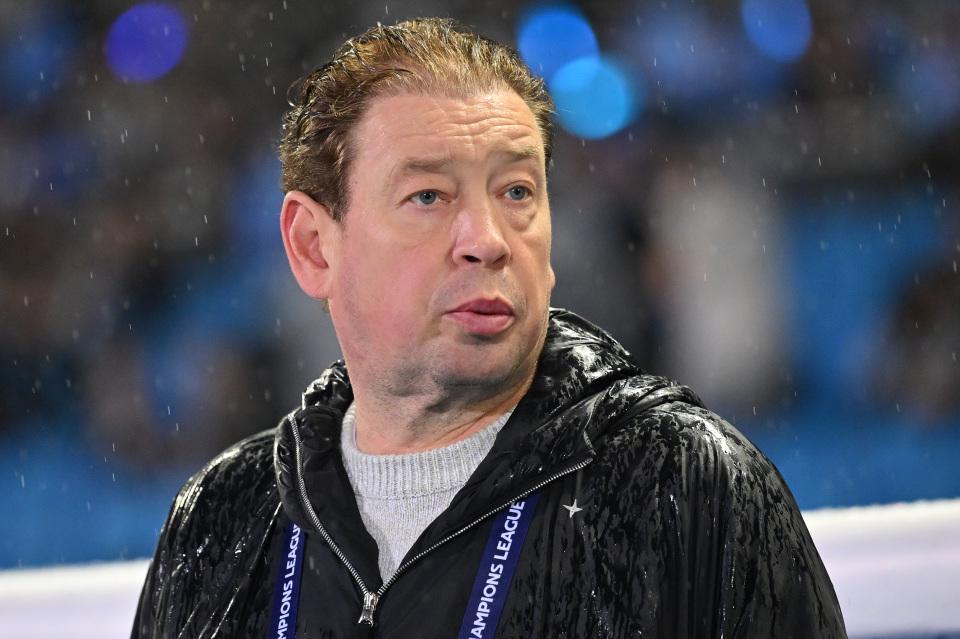 mk体育官方网站-阿马杜炮轰斯卢茨基：关系破裂互相不说话！想踢球就必须离开申花